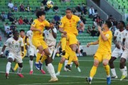 开云官网-学费没白交！国足遭黑色9分钟未崩盘 6名U23首发